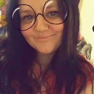 Meet your Posher, April